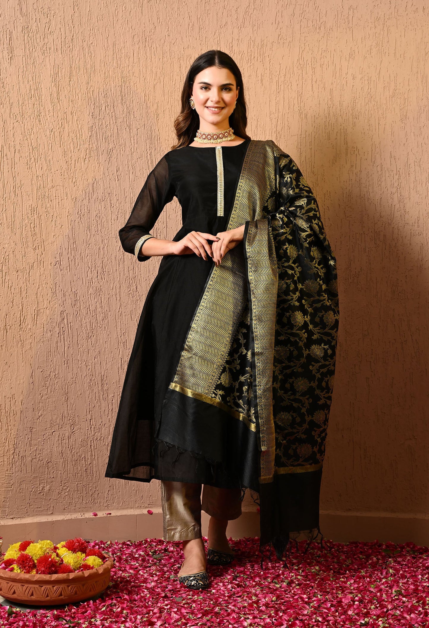 Black Chanderi Kurta Pant Dupatta Set