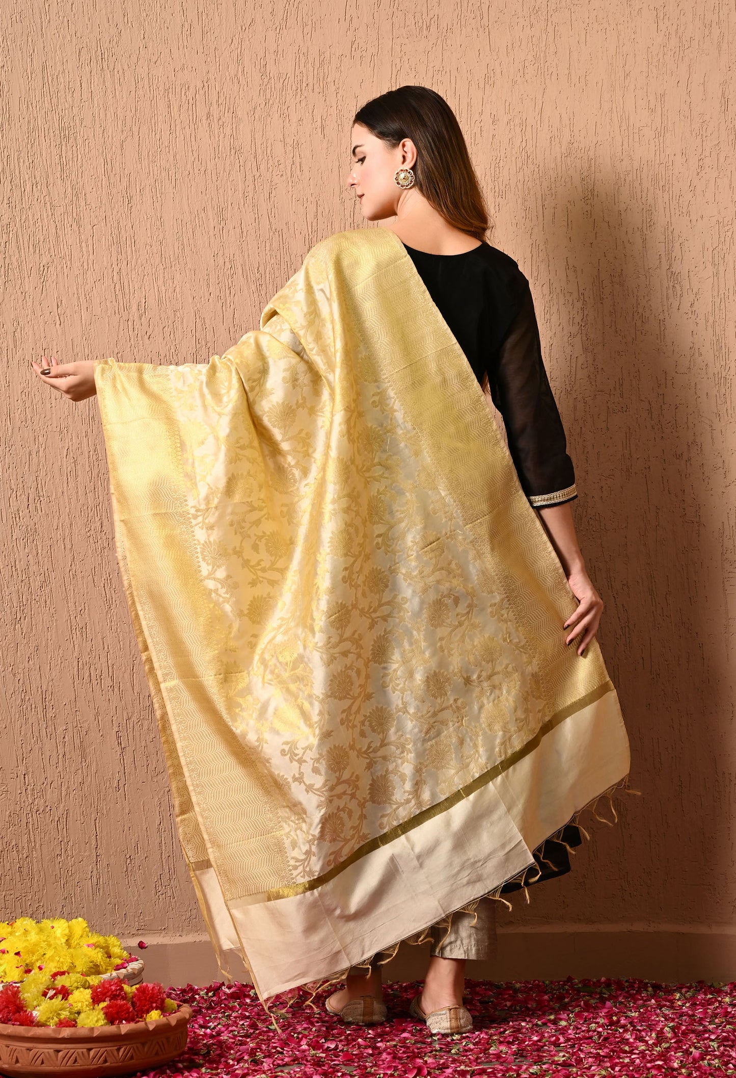 Cream Gold Silk Banarasi Dupatta