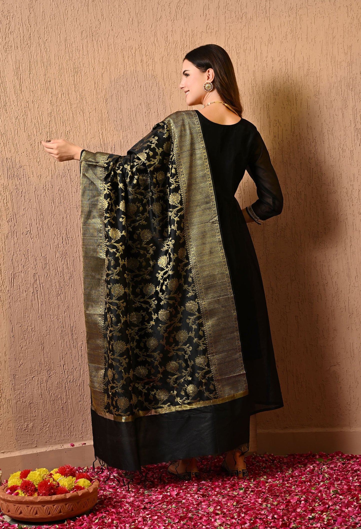 Black Chanderi Kurta Pant Dupatta Set