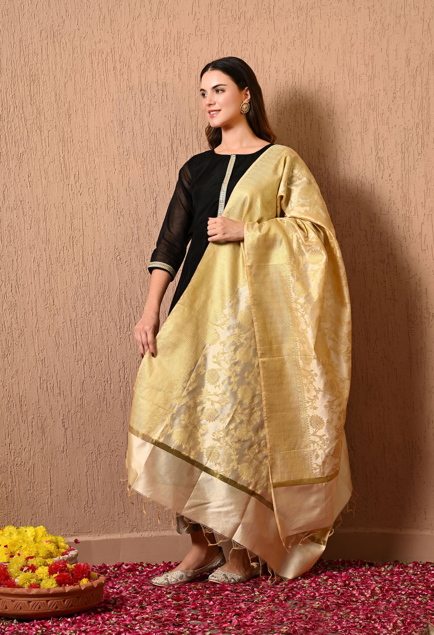 Cream Gold Silk Banarasi Dupatta