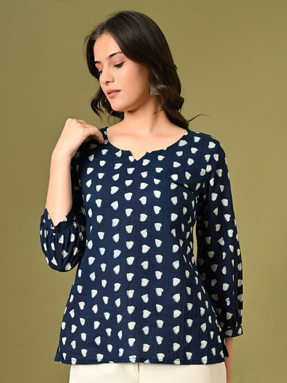 Blooming Heart Pocket Top